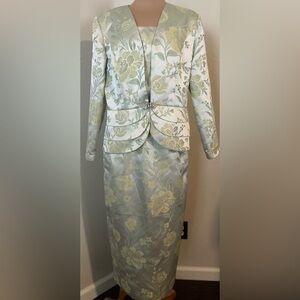 Justin Taylor Floral Suit in Green and Cream